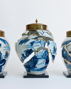 4.1-Tobacco-jar-garniture