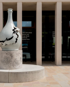 Bouke-de-Vries-sculpture-at-UCL-Student-Centre-034