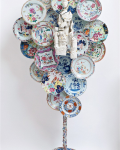 Guan-Yin-in-a-cloud-of-plates-1-