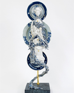 Guan-Yin-in-a-swirl-of-fragments