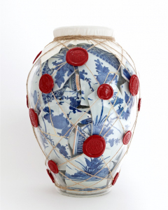 Large-memeory-vessel-with-wax-seals